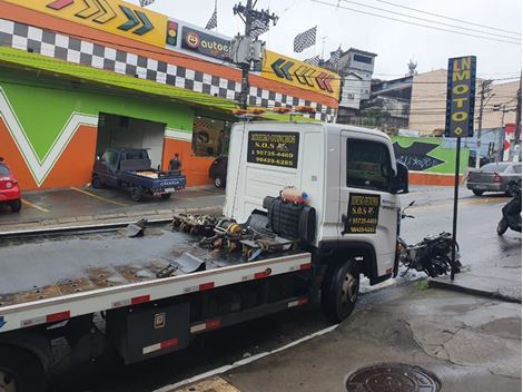 Guincho para Micro-ônibus na Avenida Cidade Jardim