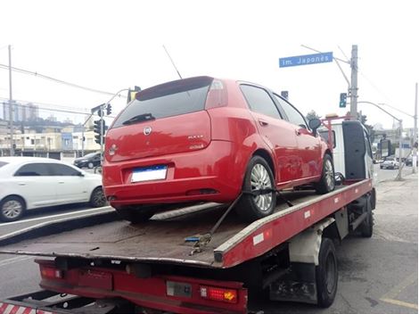 Remoção de Veículos na Avenida Cidade Jardim